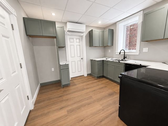 63 Frankfort 1, Boston, MA 02128