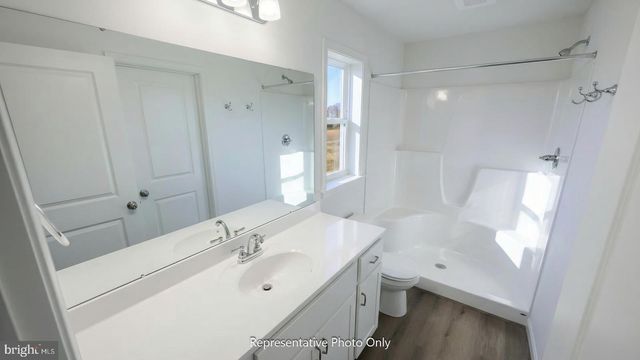 38 N CONIFER DR, Elizabethtown, PA 17022