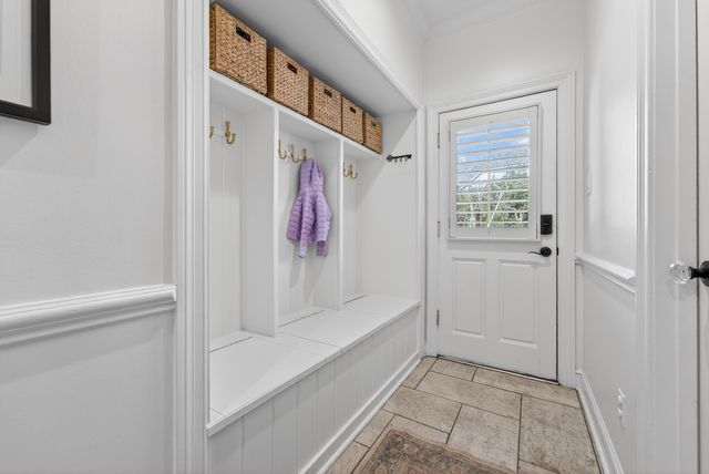 9600 EDNAM CV, Germantown, TN 38139