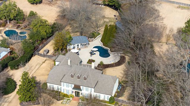 9600 EDNAM CV, Germantown, TN 38139