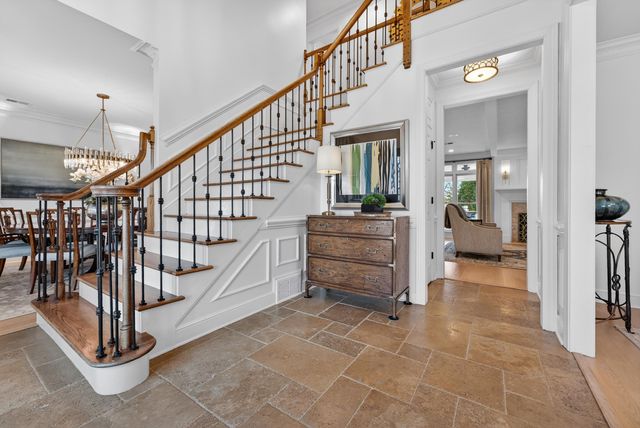 9600 EDNAM CV, Germantown, TN 38139