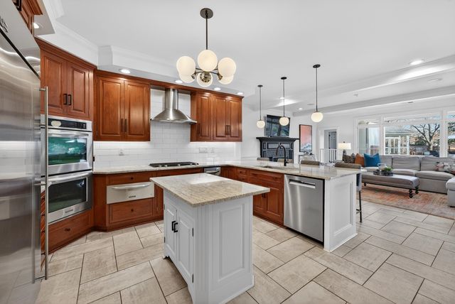 9600 EDNAM CV, Germantown, TN 38139