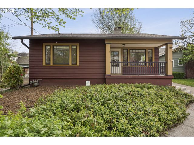 1426 Se HARRISON St, Portland, OR 97214