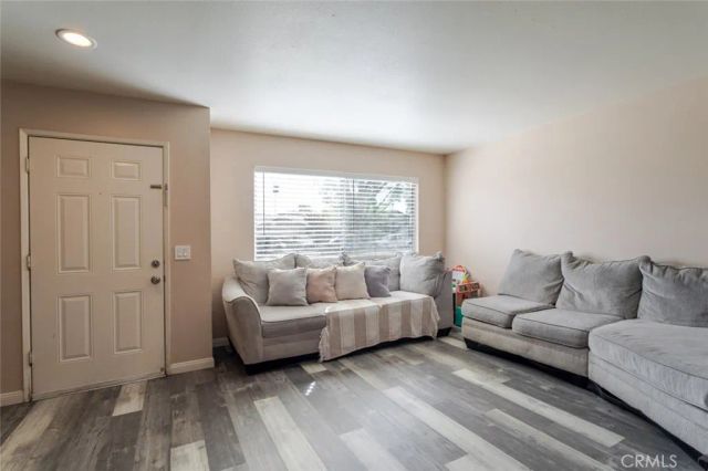 44415 Watford Avenue, Lancaster, CA 93535