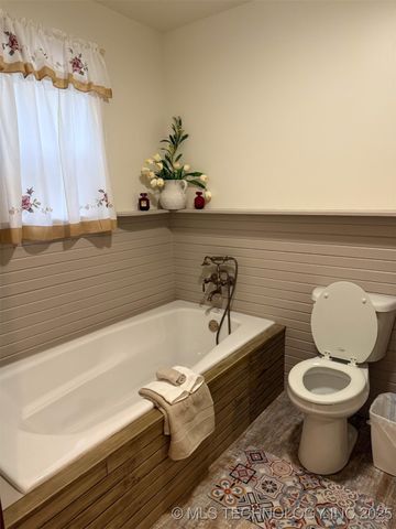 5969 E 620, Locust Grove, OK 74352