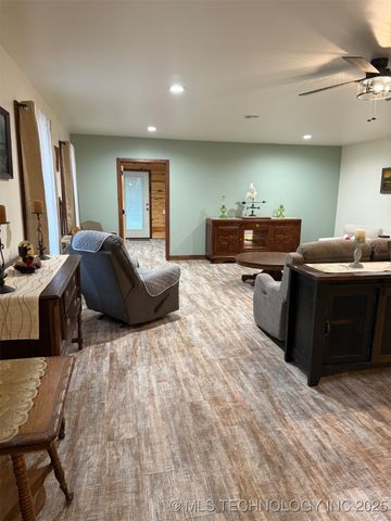 5969 E 620, Locust Grove, OK 74352