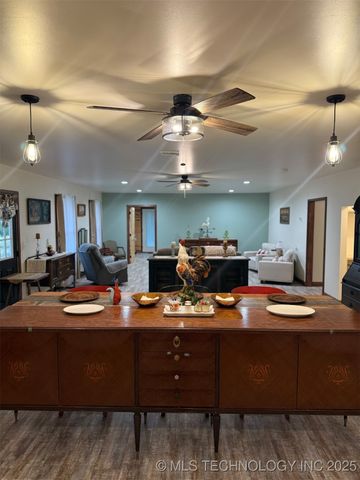 5969 E 620, Locust Grove, OK 74352