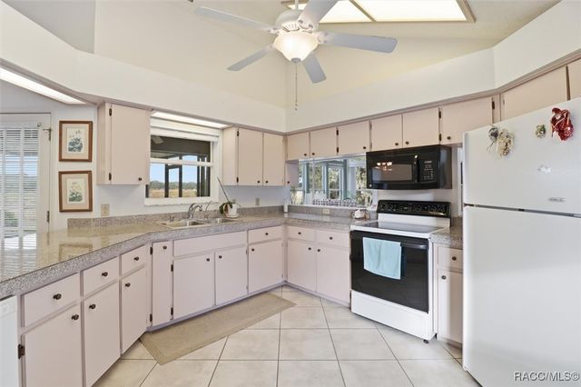 8951 E Sweetwater Drive, Inverness, FL 34450