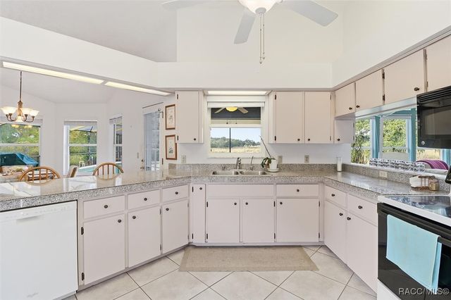 8951 E Sweetwater Drive, Inverness, FL 34450