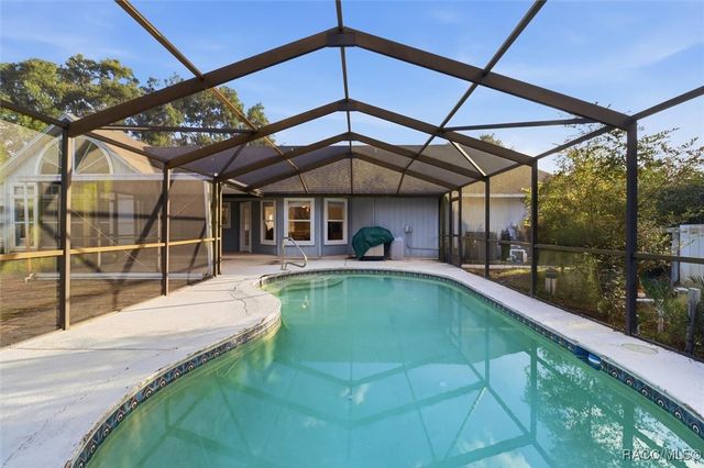 8951 E Sweetwater Drive, Inverness, FL 34450