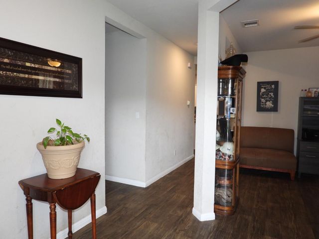 224 Baron Creek TRL, Bastrop, TX 78602