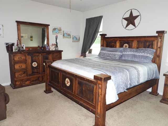 224 Baron Creek TRL, Bastrop, TX 78602