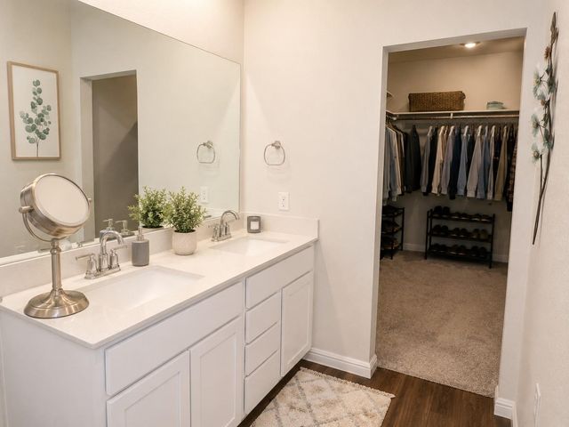 224 Baron Creek TRL, Bastrop, TX 78602