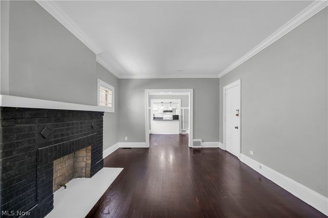 1353 Phelps Avenue 3, Lakewood, OH 44107