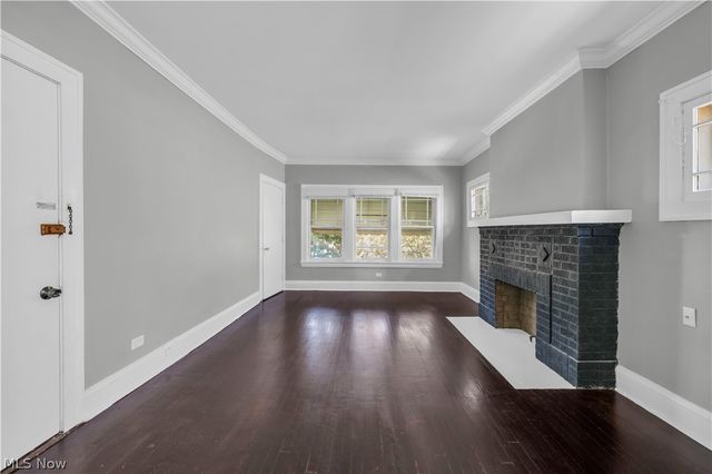 1353 Phelps Avenue 3, Lakewood, OH 44107