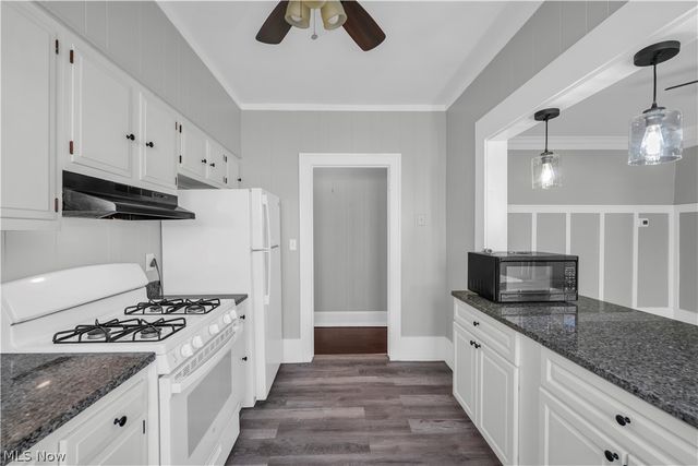 1353 Phelps Avenue 3, Lakewood, OH 44107