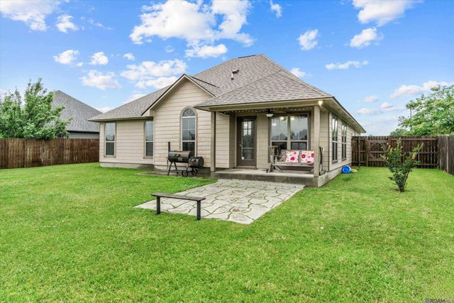 41481 Hearthstone Ave, Prairieville, LA 70769