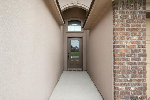 41481 Hearthstone Ave, Prairieville, LA 70769