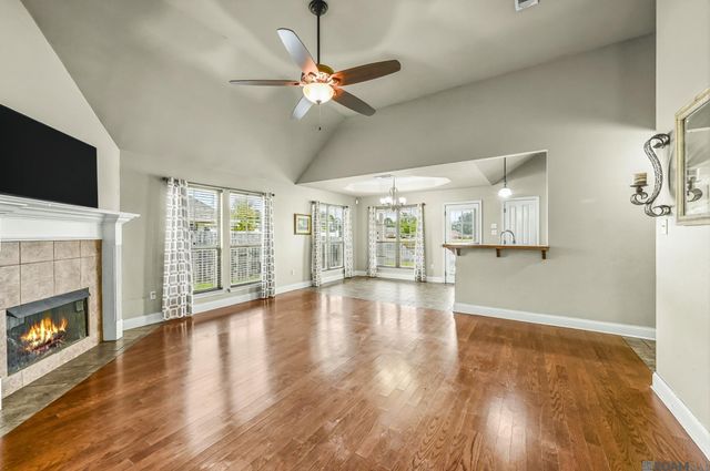 41481 Hearthstone Ave, Prairieville, LA 70769