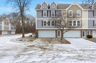 5549 Kirkland Court, Johnston, IA 50131