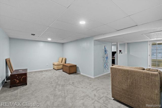 5067 Oakwood Court, Commerce Twp, MI 48382