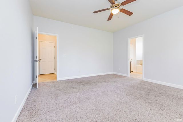 422 S Bridgewater Lane, Muncie, IN 47304