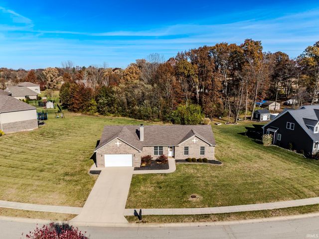 422 S Bridgewater Lane, Muncie, IN 47304