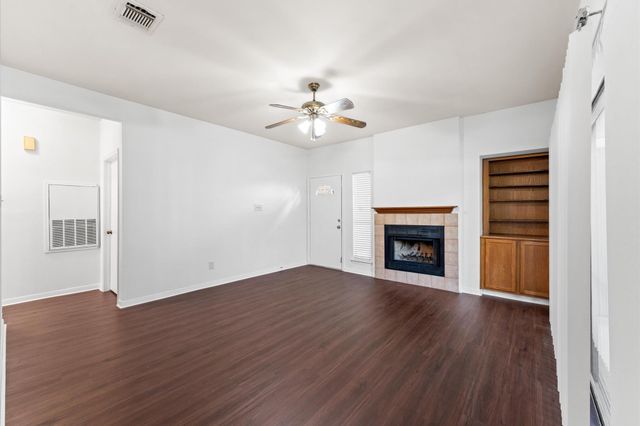 3500 Tangle Brush Drive 193, The Woodlands, TX 77381