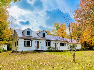 1045 Shoemaker Road, Webster, NY 14580