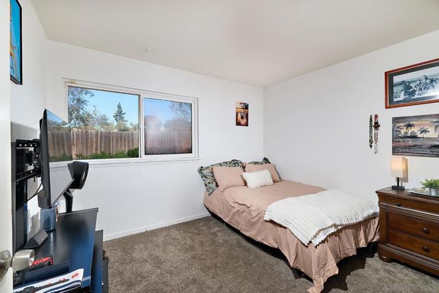 14958 La Manda, Poway, CA 92064