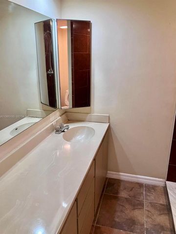 2610 26th Way, Riviera Beach, FL 33407