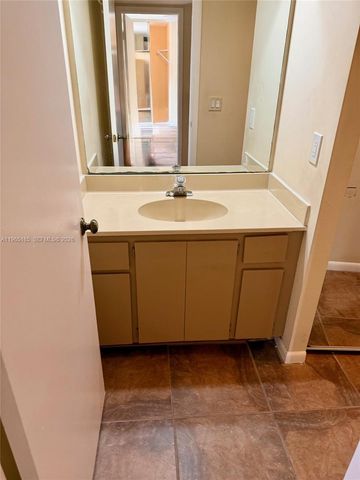 2610 26th Way, Riviera Beach, FL 33407