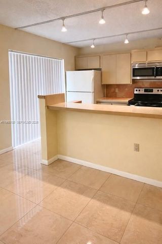2610 26th Way, Riviera Beach, FL 33407