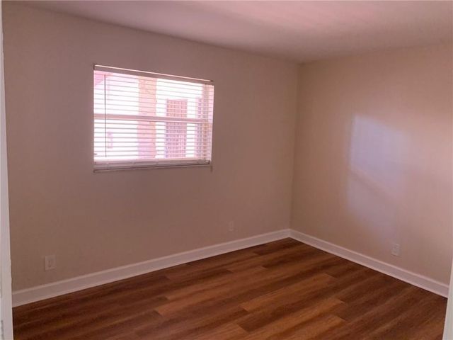 206 SW 1st Street J-4, Pompano Beach, FL 33060