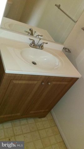 4809 BERWYN HOUSE RD, College Park, MD 20740