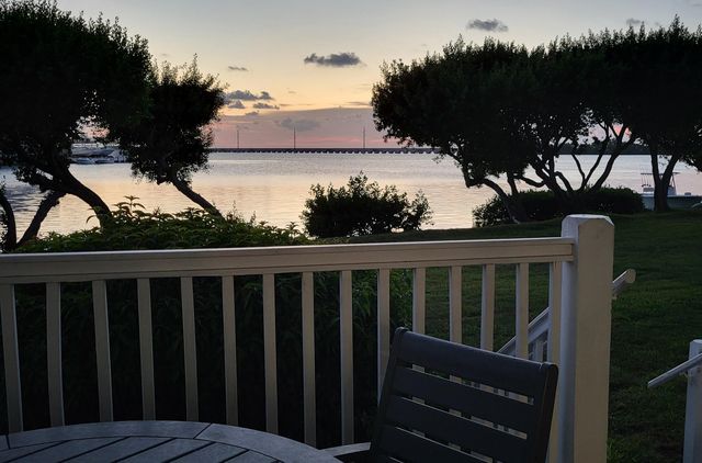 5071 Sunset Village Drive, Duck Key, FL 33050