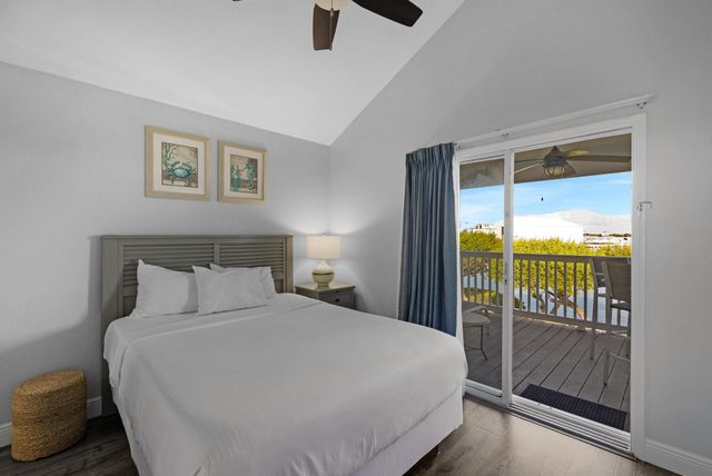 5071 Sunset Village Drive, Duck Key, FL 33050