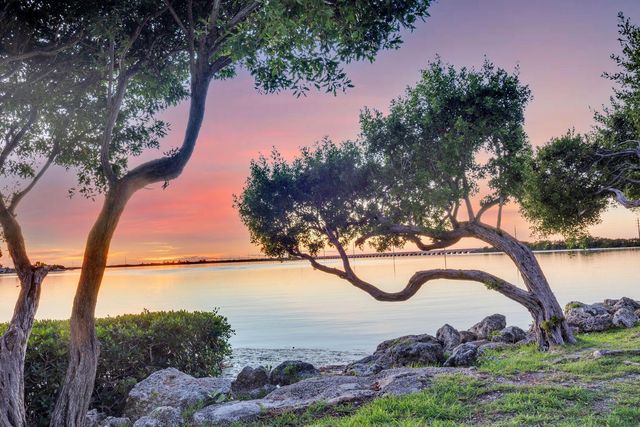 5071 Sunset Village Drive, Duck Key, FL 33050