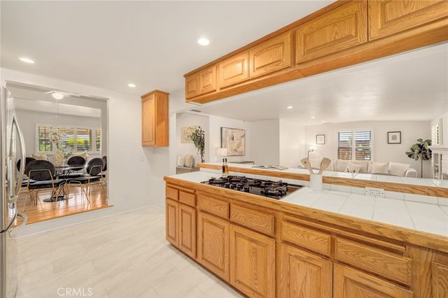 504 N Reese Place, Burbank, CA 91506