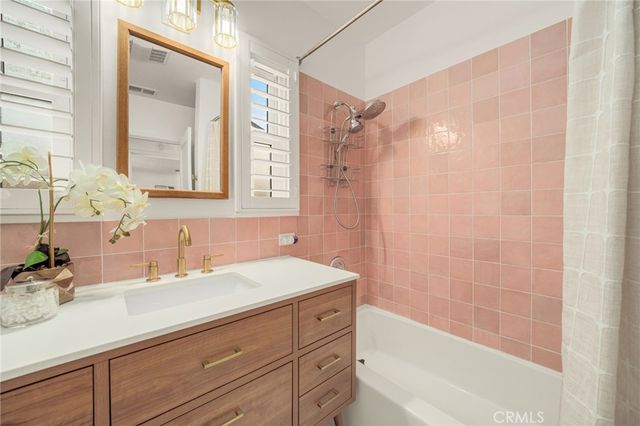 504 N Reese Place, Burbank, CA 91506