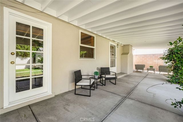504 N Reese Place, Burbank, CA 91506