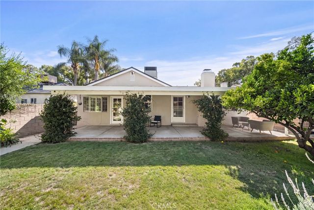 504 N Reese Place, Burbank, CA 91506