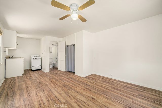 504 N Reese Place, Burbank, CA 91506