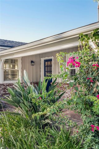 504 N Reese Place, Burbank, CA 91506