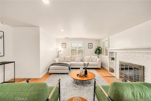 504 N Reese Place, Burbank, CA 91506