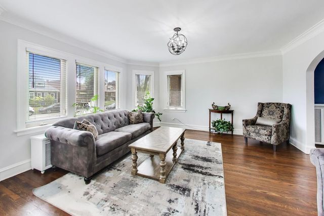 1746 N Nagle Avenue, Chicago, IL 60707