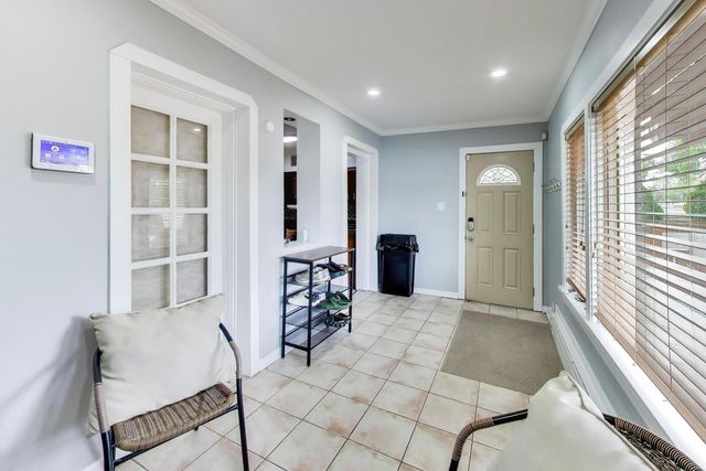 1746 N Nagle Avenue, Chicago, IL 60707