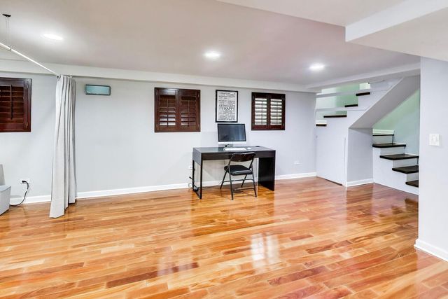 1746 N Nagle Avenue, Chicago, IL 60707