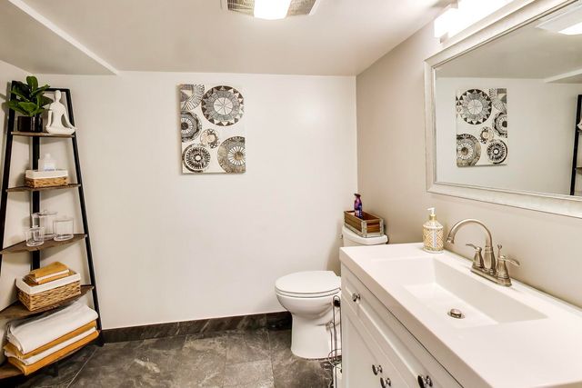 1746 N Nagle Avenue, Chicago, IL 60707