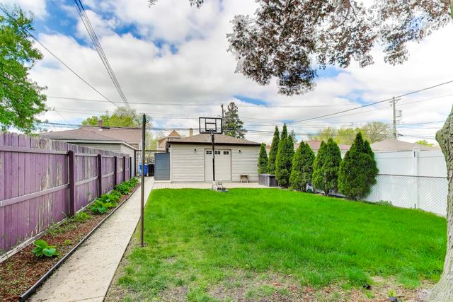 1746 N Nagle Avenue, Chicago, IL 60707